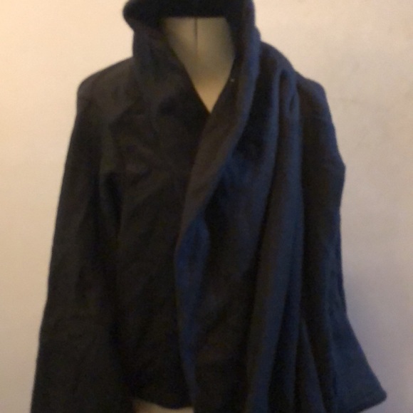 WPIX 11 Mr. G Weather "It's a Huddle Cuddle Kind of Night" Fleece Snuggie - Picture 3 of 4